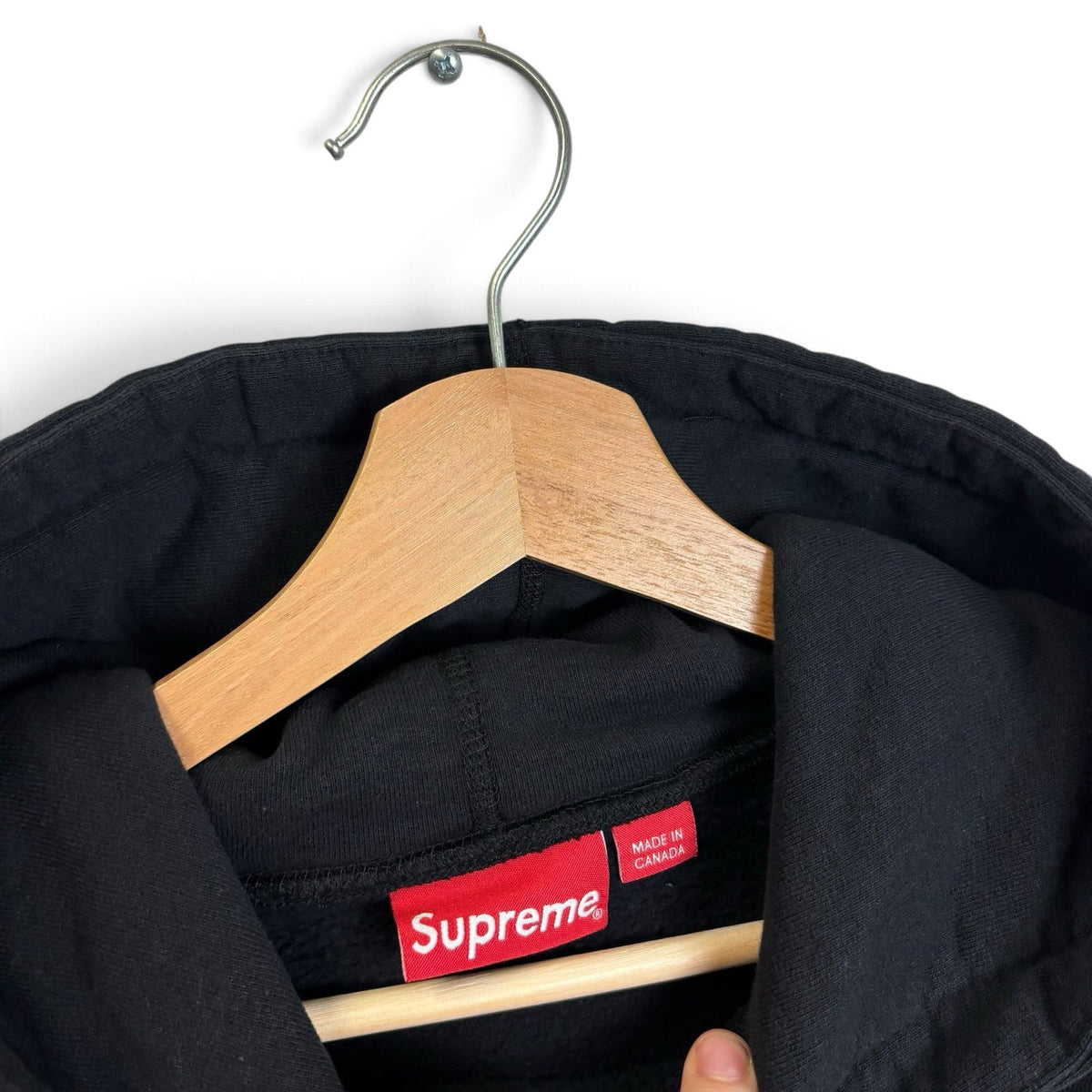 New Supreme x Hellraiser Hell on Earth Hooded Sweatshirt SS18 M