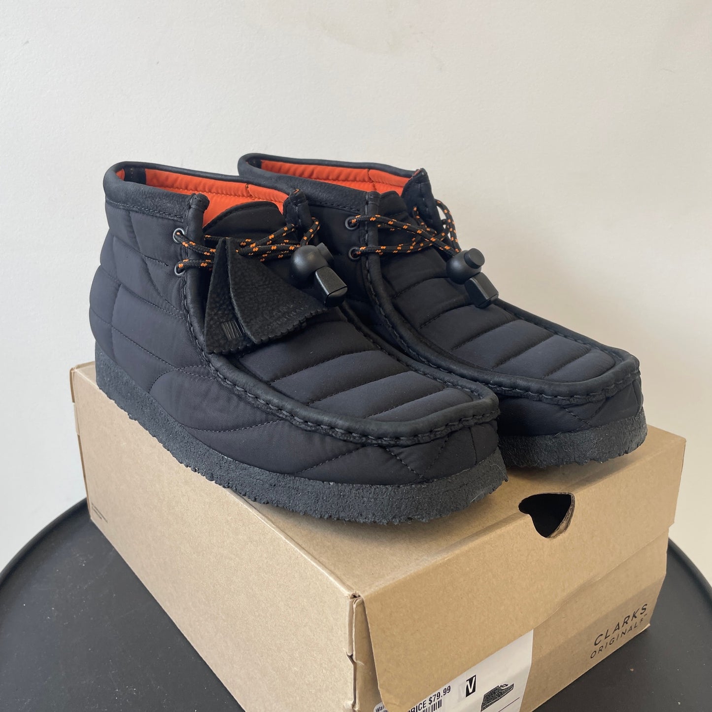 Clarks wallabee black quilted high top 11 US DS