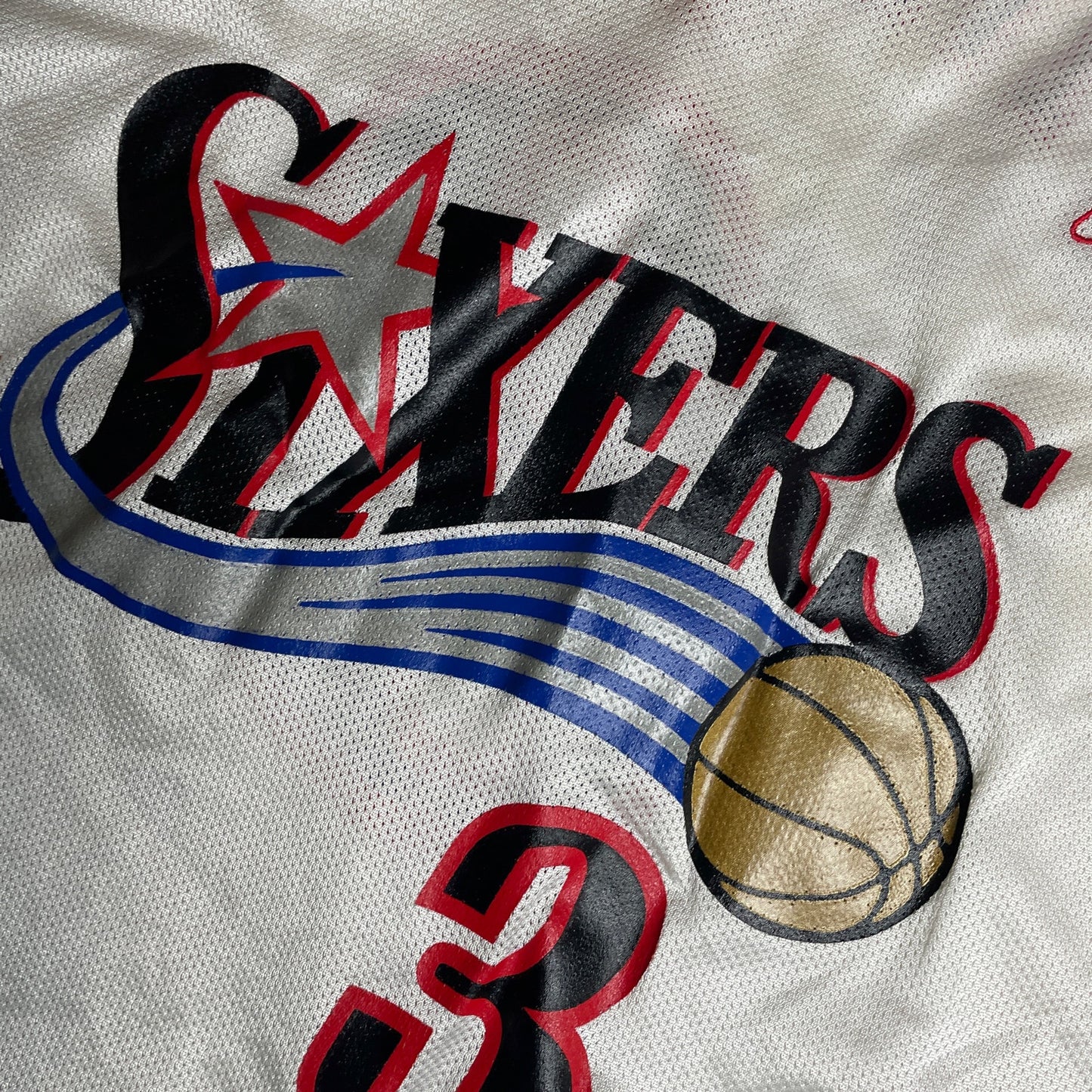 Reebok Sixers iverson jersey￼ XXL