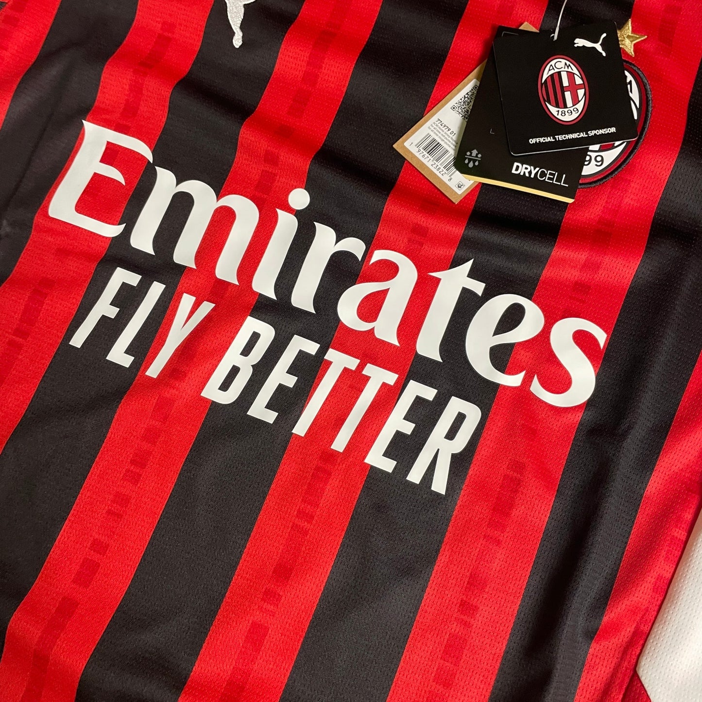 Puma AC Milan fly emirates jersey NWT