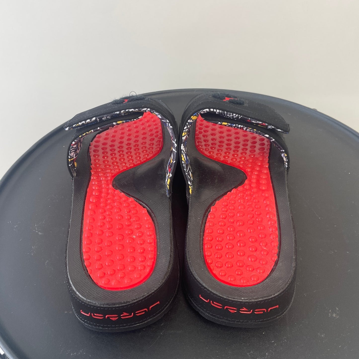 Nike Jordan Hydro 8 Retro Slides Bred Men's Size 13 Black Red