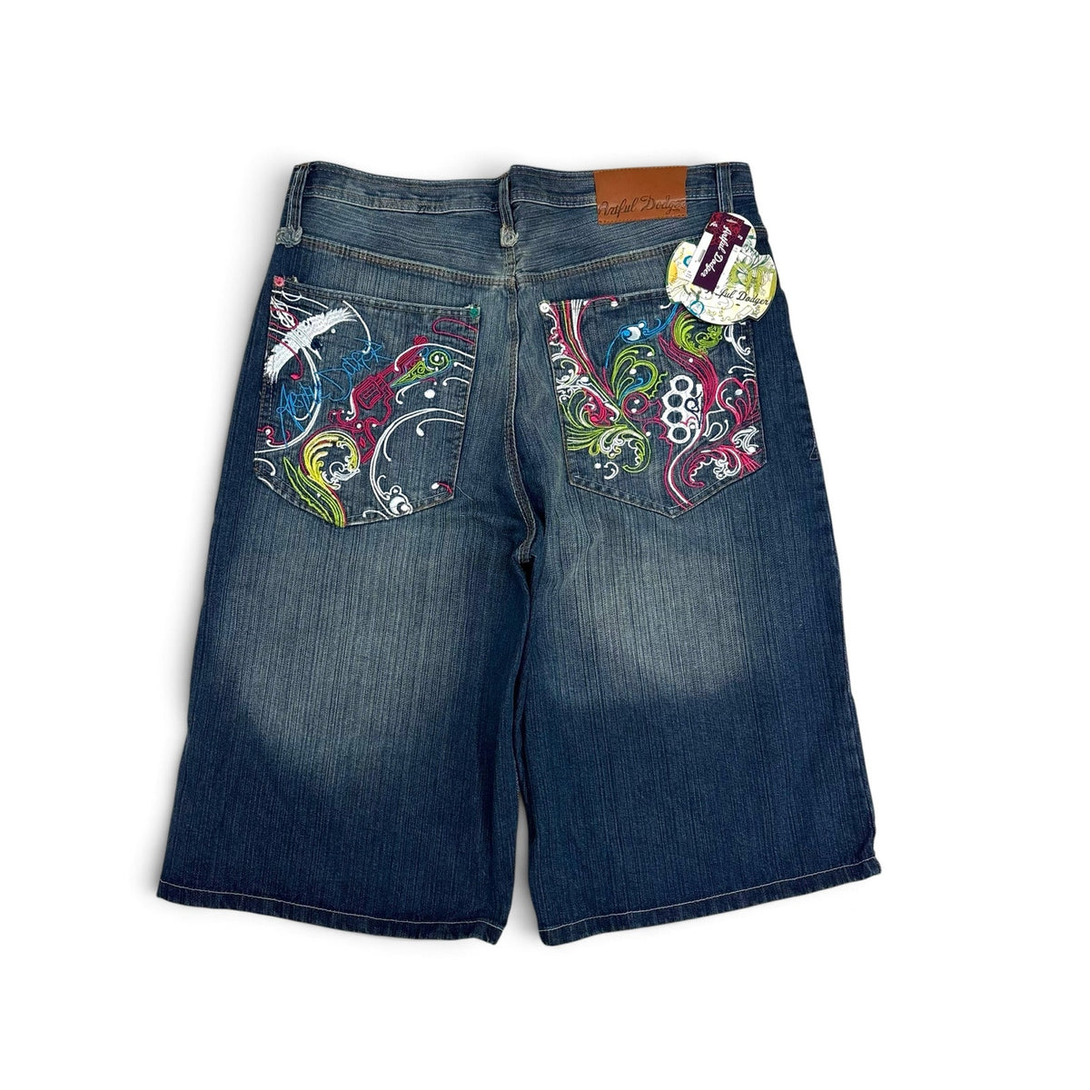 New Vintage Artful Dodge Embroidered Shorts 32