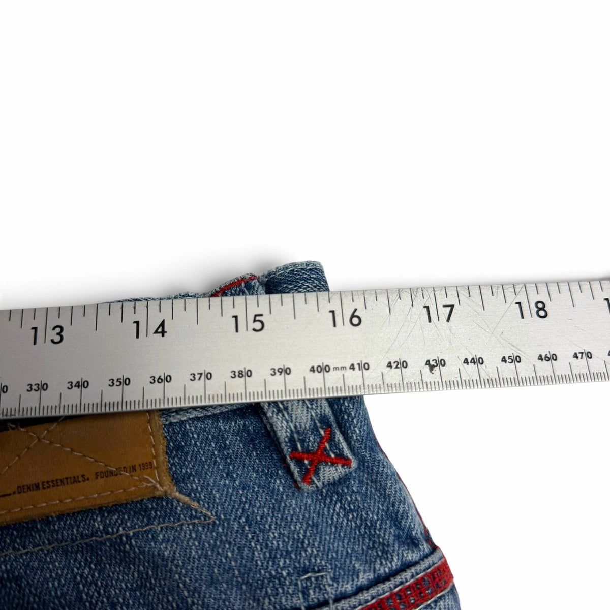 Roca Wear Embroidered Baggy Jeans 32x32