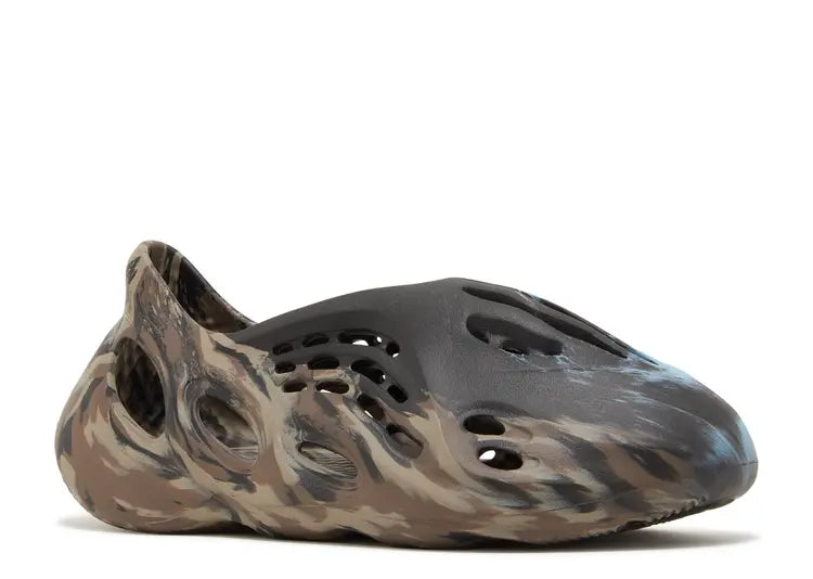 Yeezy Foam Runner MX Cinder Size: 12