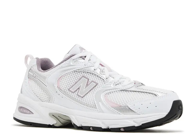 New Balance 530 Silver Metallic Linen Size: 7M/8.5W