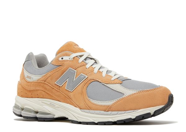 New Balance 2002R Sweet Caramel Size: 7/8.5W