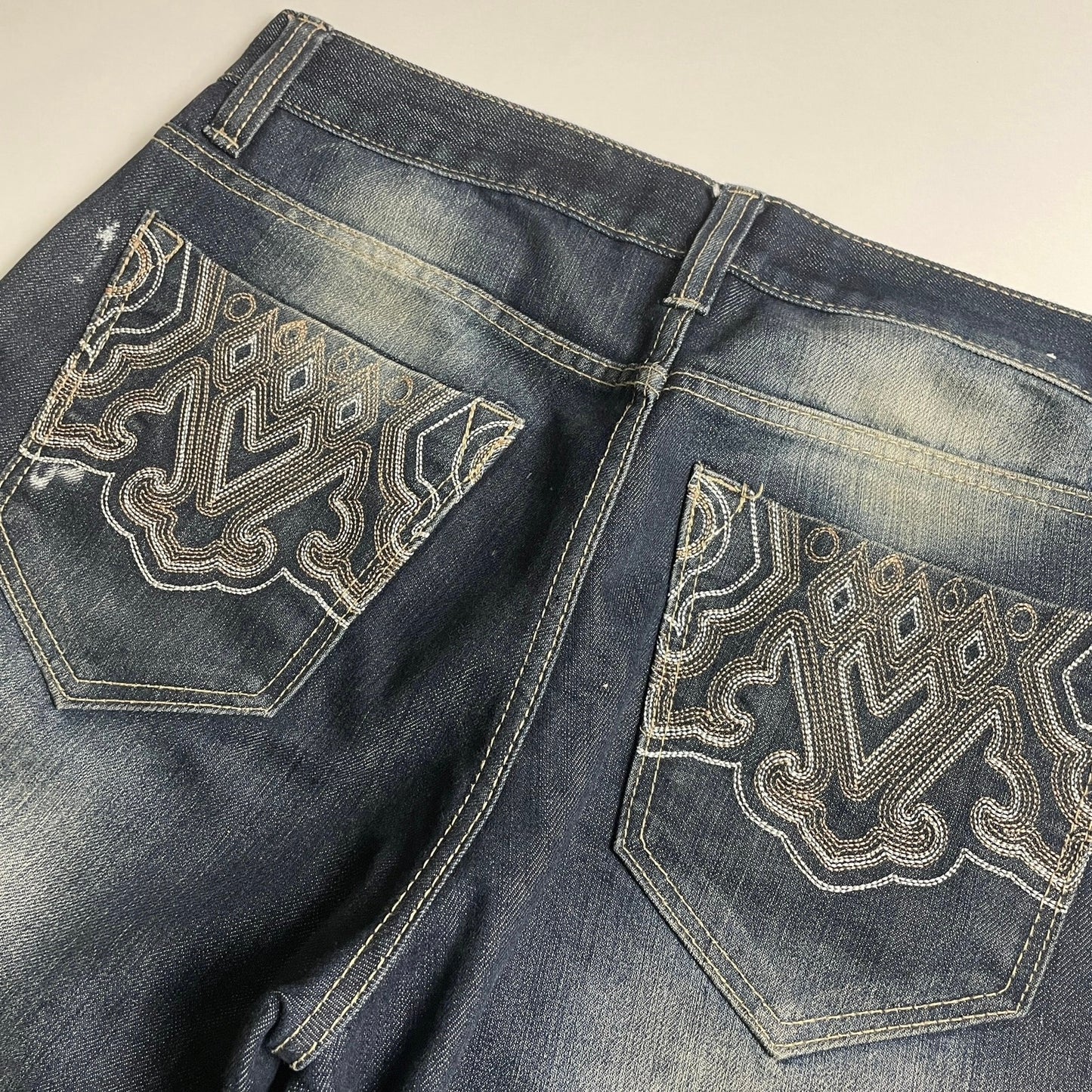 Avirex embroidered denim jeans 32x30