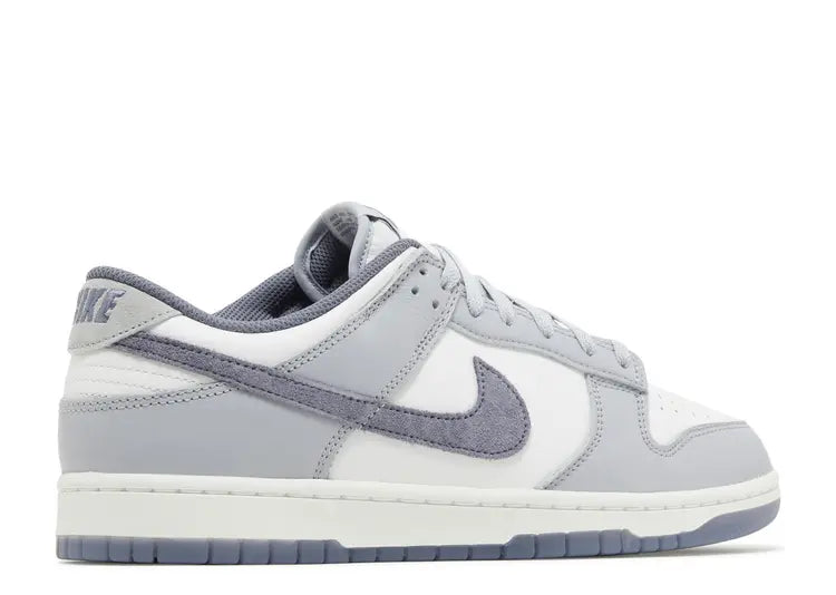 Nike Dunk Low Light Carbon Size: 13