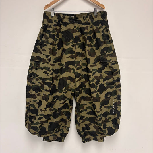 BAPE 6 pocket Camo cargo tobi parachute pants Medium