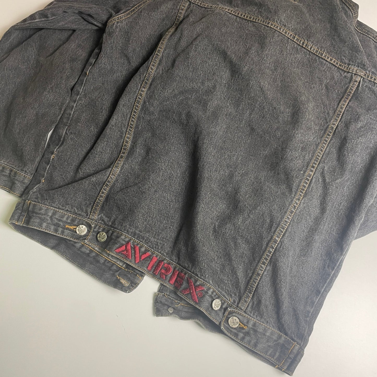 Avirex Y2K faded denim jacket L