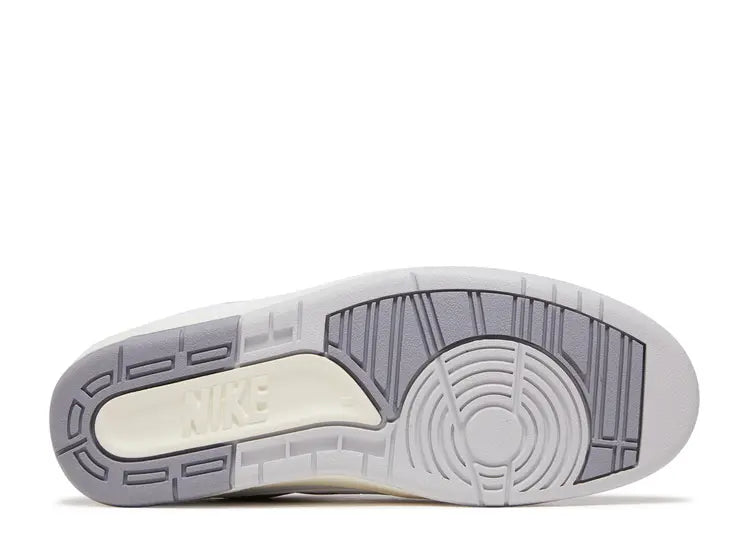 Jordan 2 Low Python Size: 9, 9.5