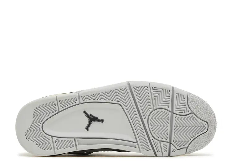 Jordan 4 Platinum Gold Size: 4M/5.5W, 4.5M/6W