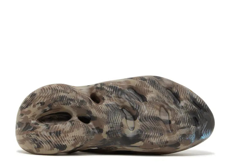 Yeezy Foam Runner MX Cinder Size: 12