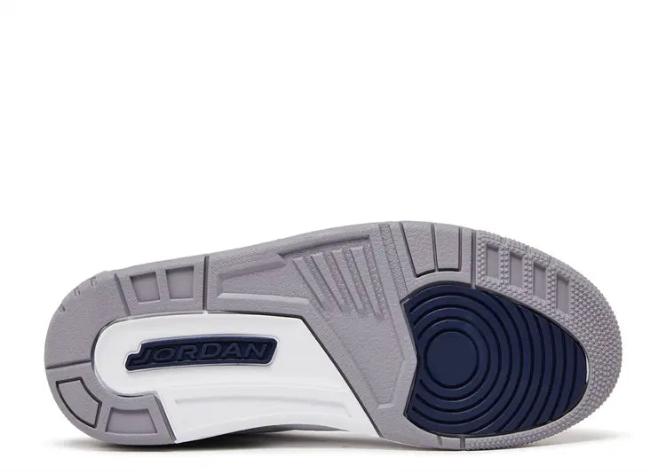 Jordan 3 Midnight Navy Size: 8.5, 9, 10