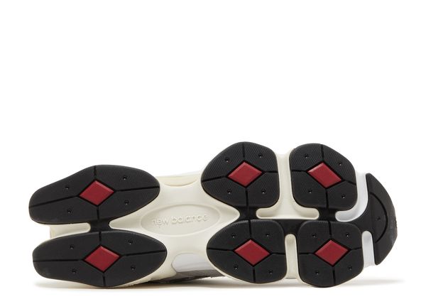 New Balance 9060 Rain Cloud Size: 5.5/7w,6/7.5w,6.5/8w