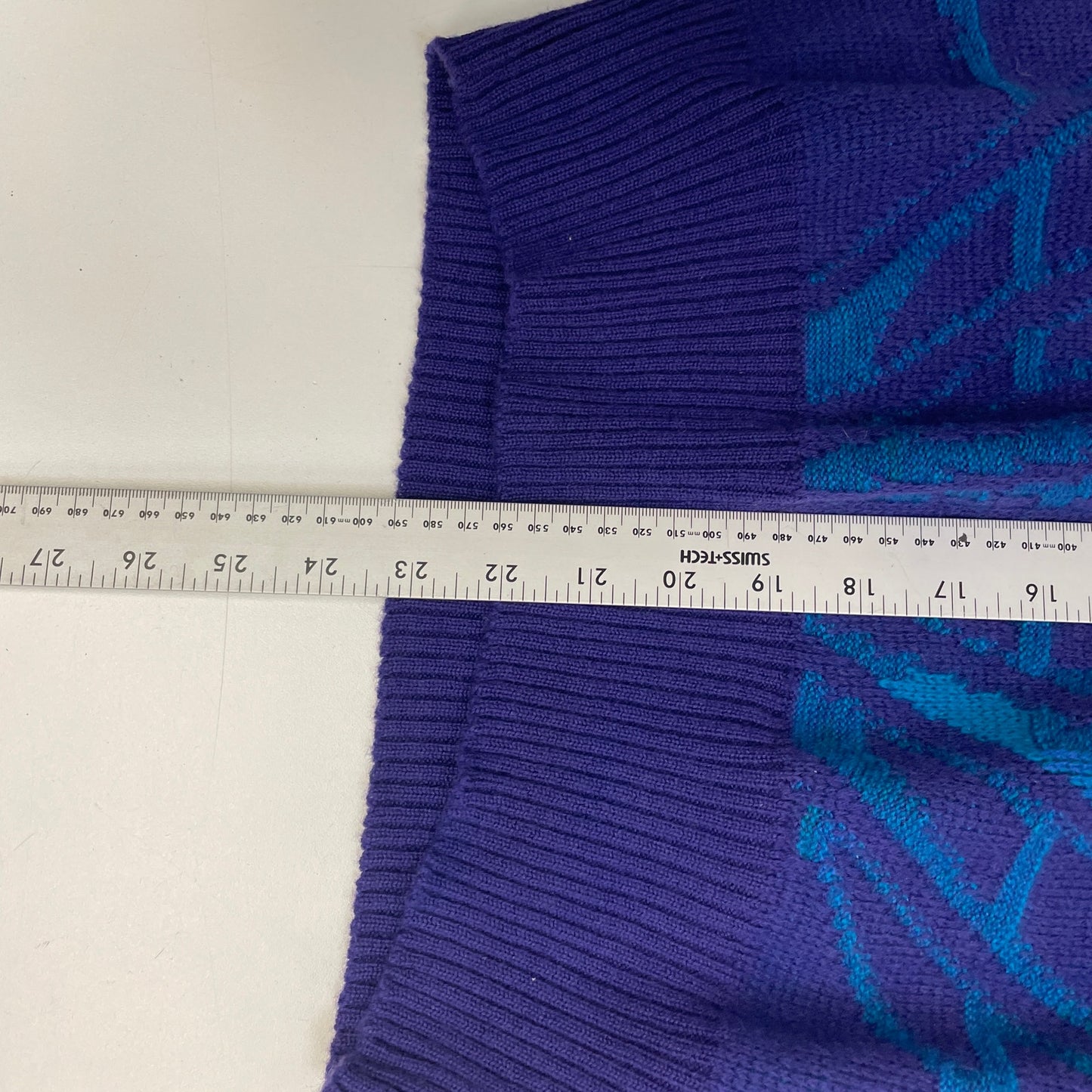 Vintage geometric purple wool knit sweater S