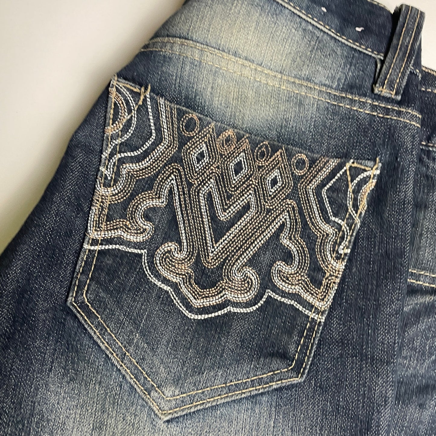 Avirex embroidered denim jeans 32x30