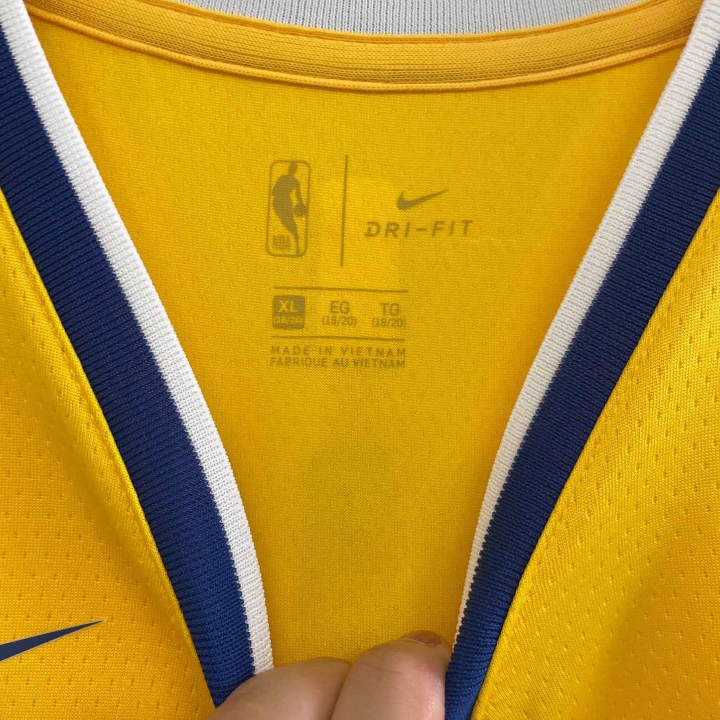 Warriors The Bay Gold Swingman Nike Jersey XL