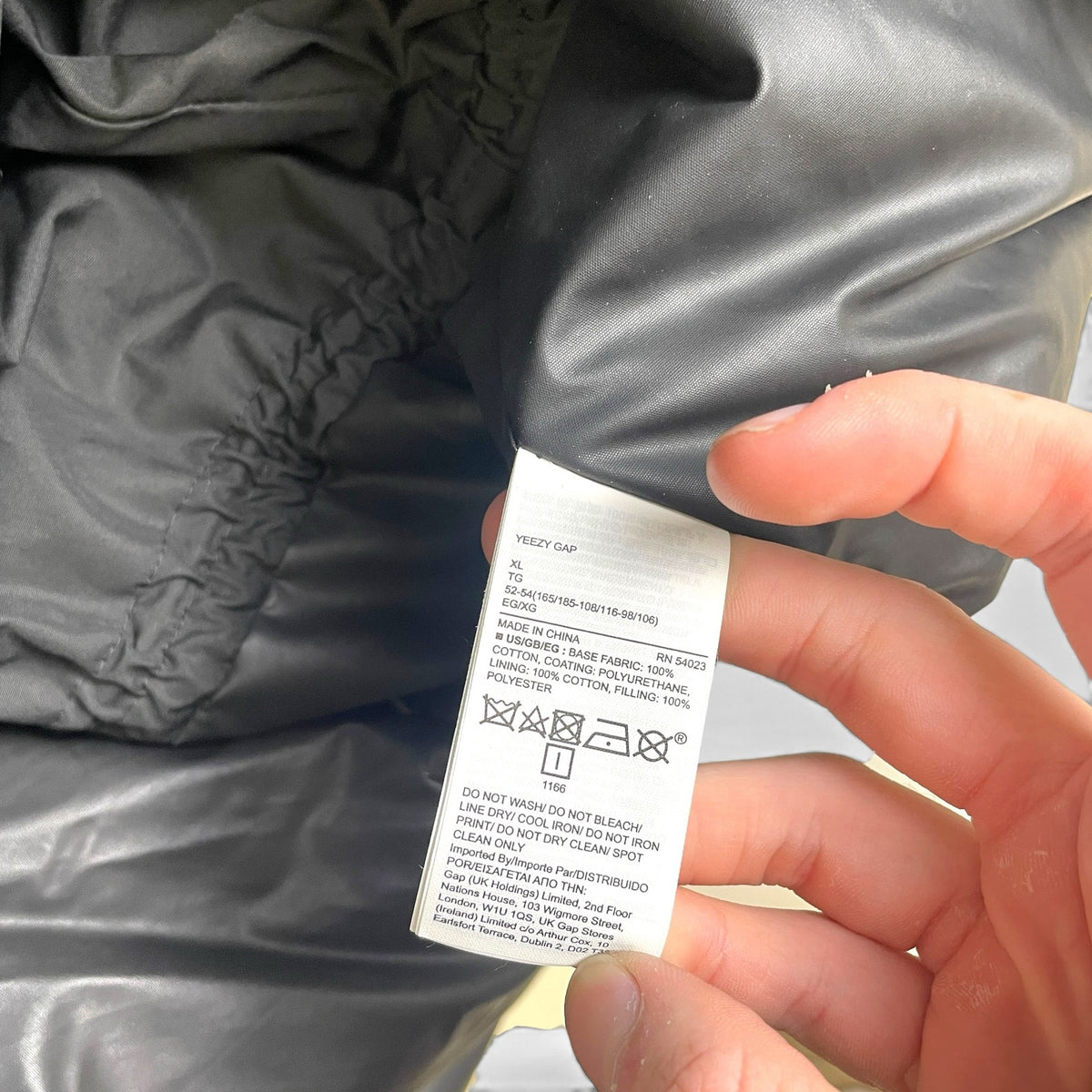 YZY Gap Round Jacket XL