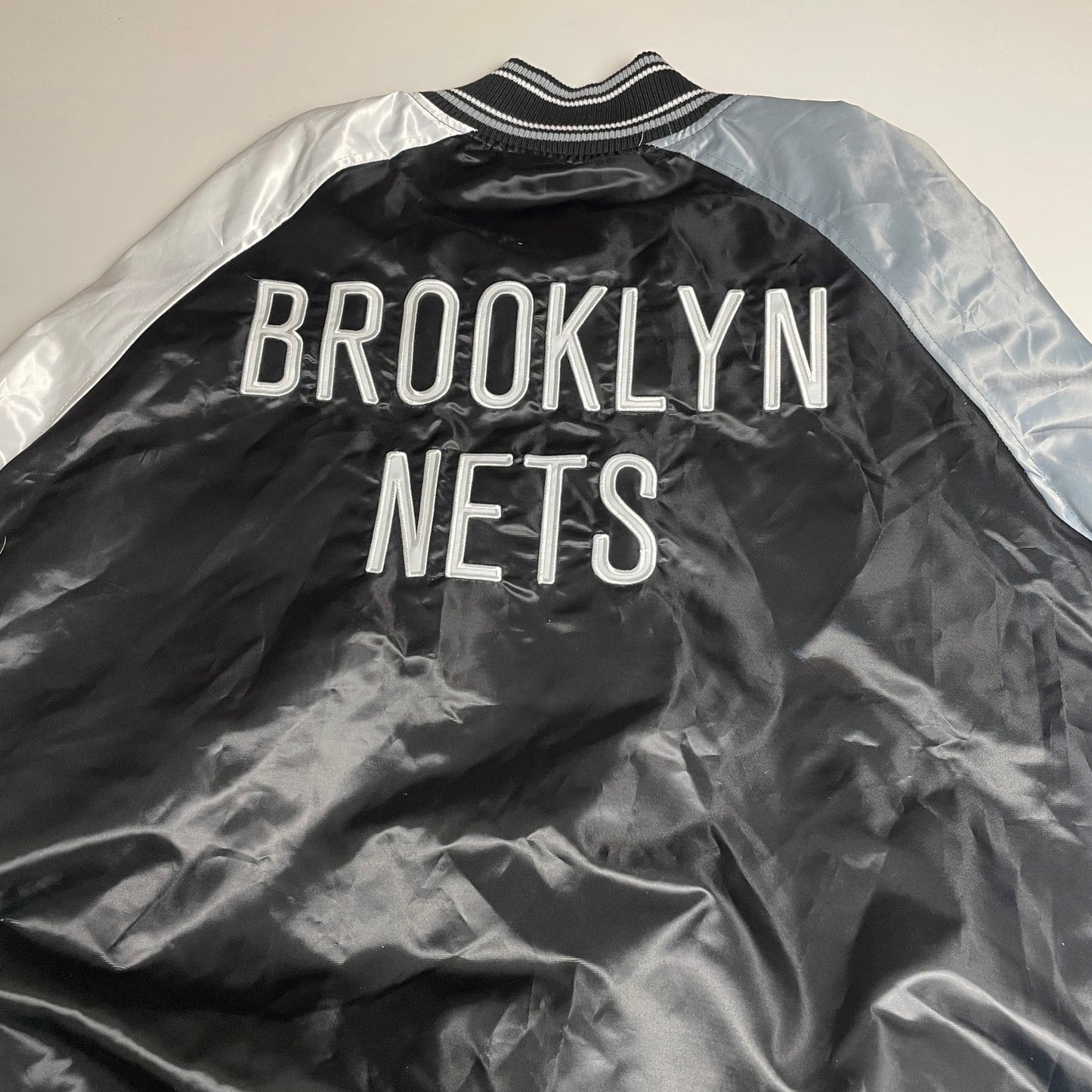 Starter Brooklyn Nets satin jacket L