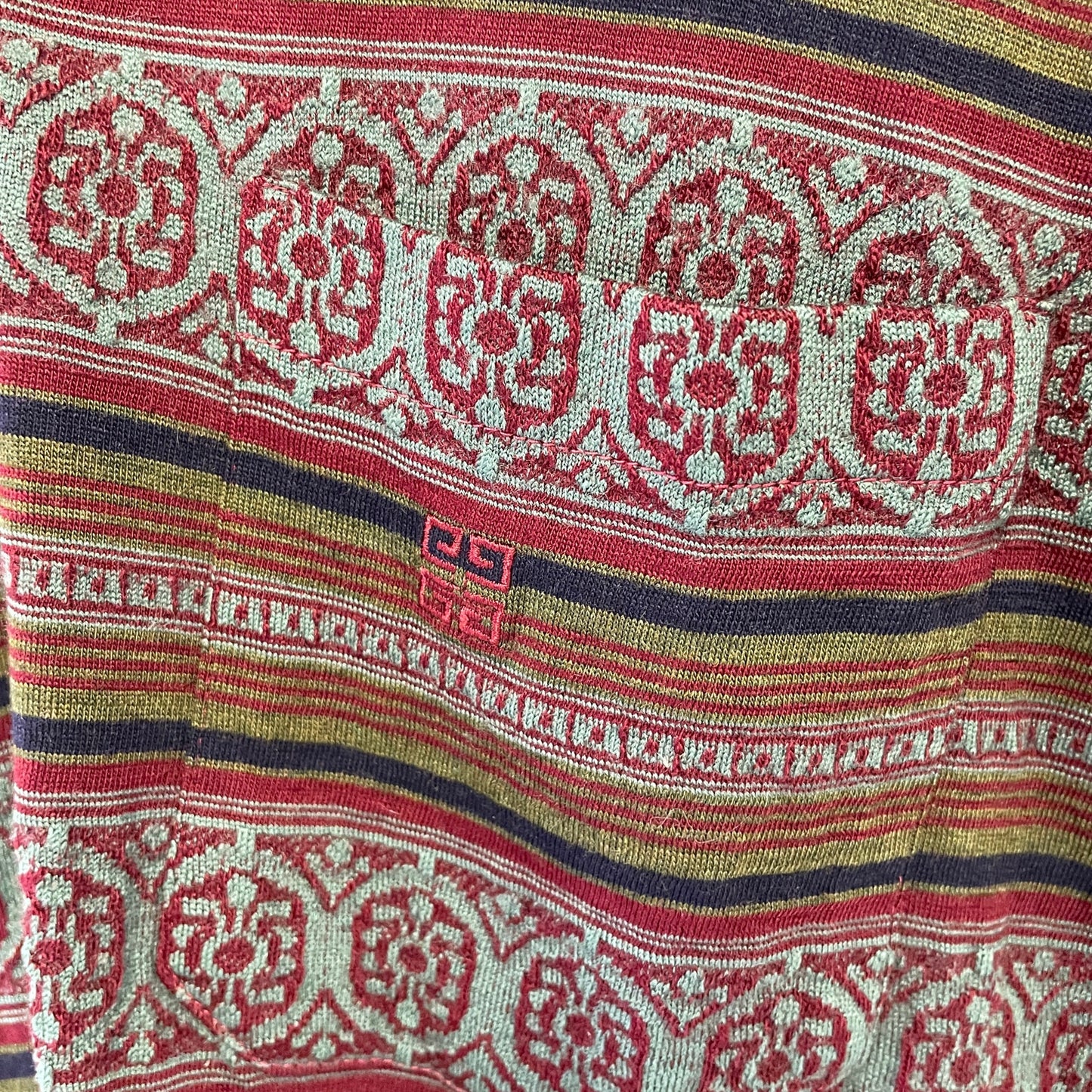 Givenchy vintage patterened Shirt L