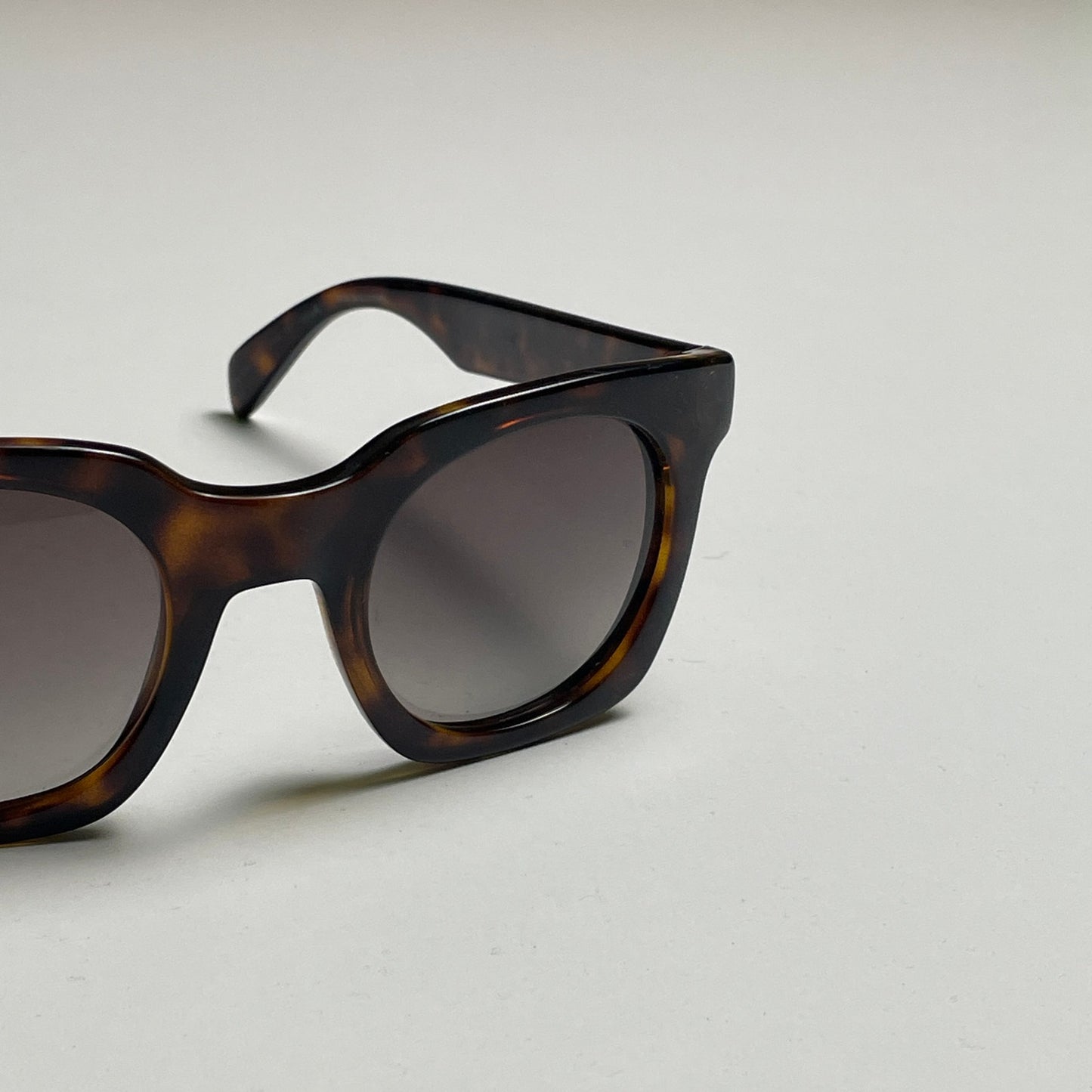 MARC by MARC JACOBS Havana glasses