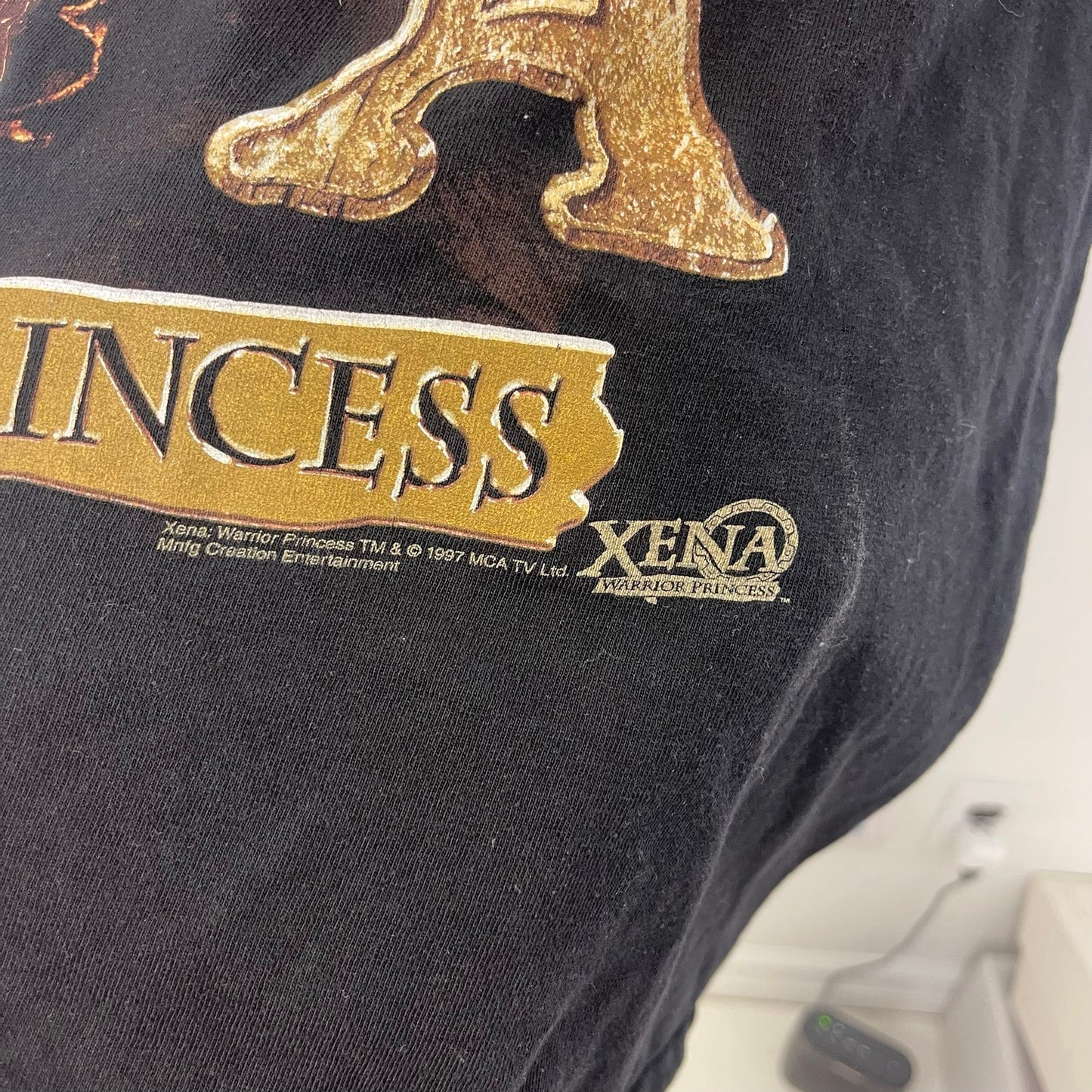 Vintage 90s Xena Princess Warrior 1997 tee L