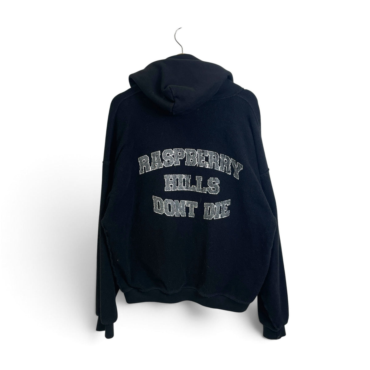 GV Gallery "Raspberry Hills Dont Die" Pullover Hoodie S