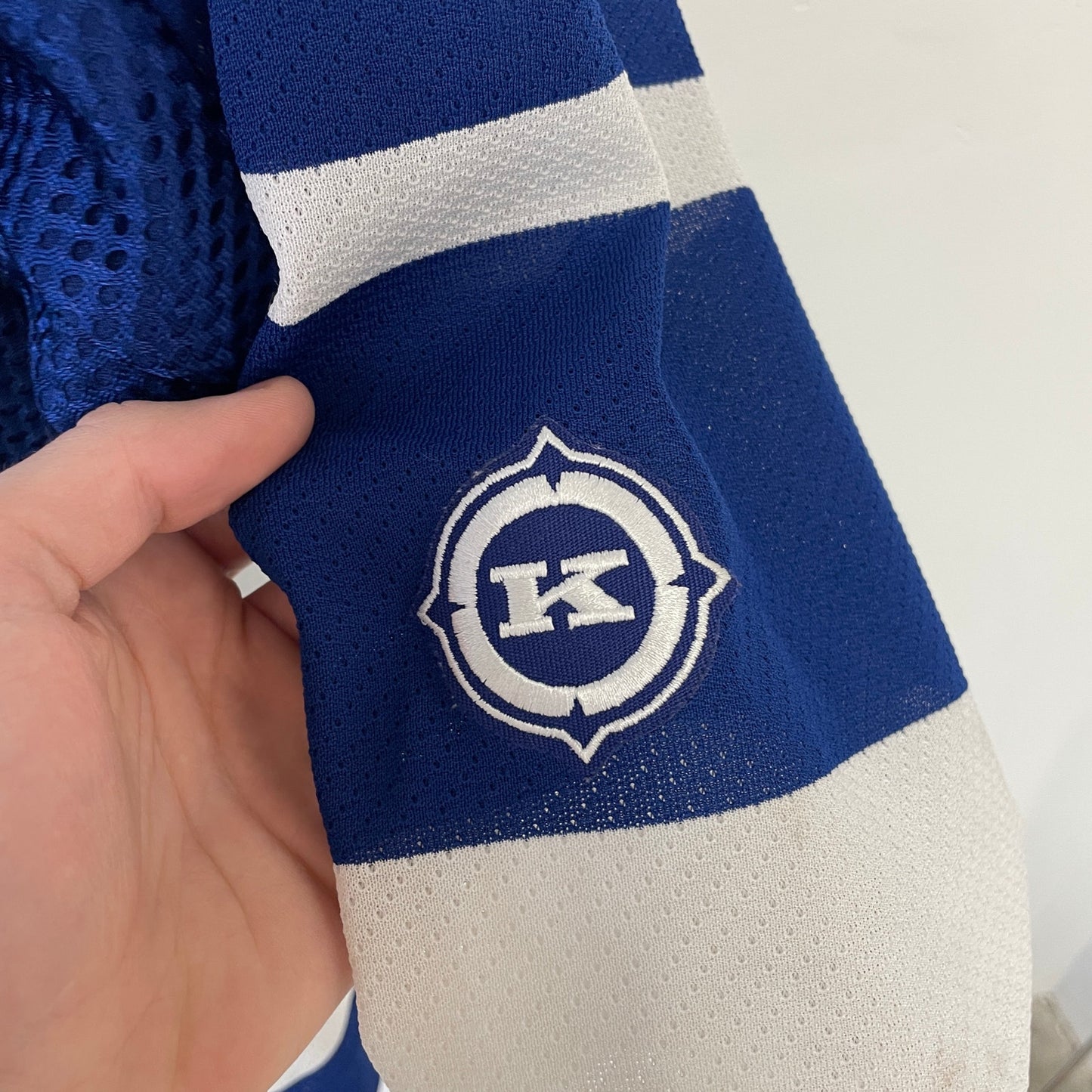 Vintage Toronto Maple leafs 90s hockey jersey L
