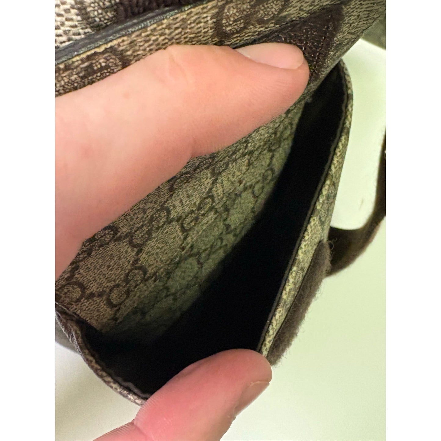 Gucci GG monogram supreme diaper crossbody side bag