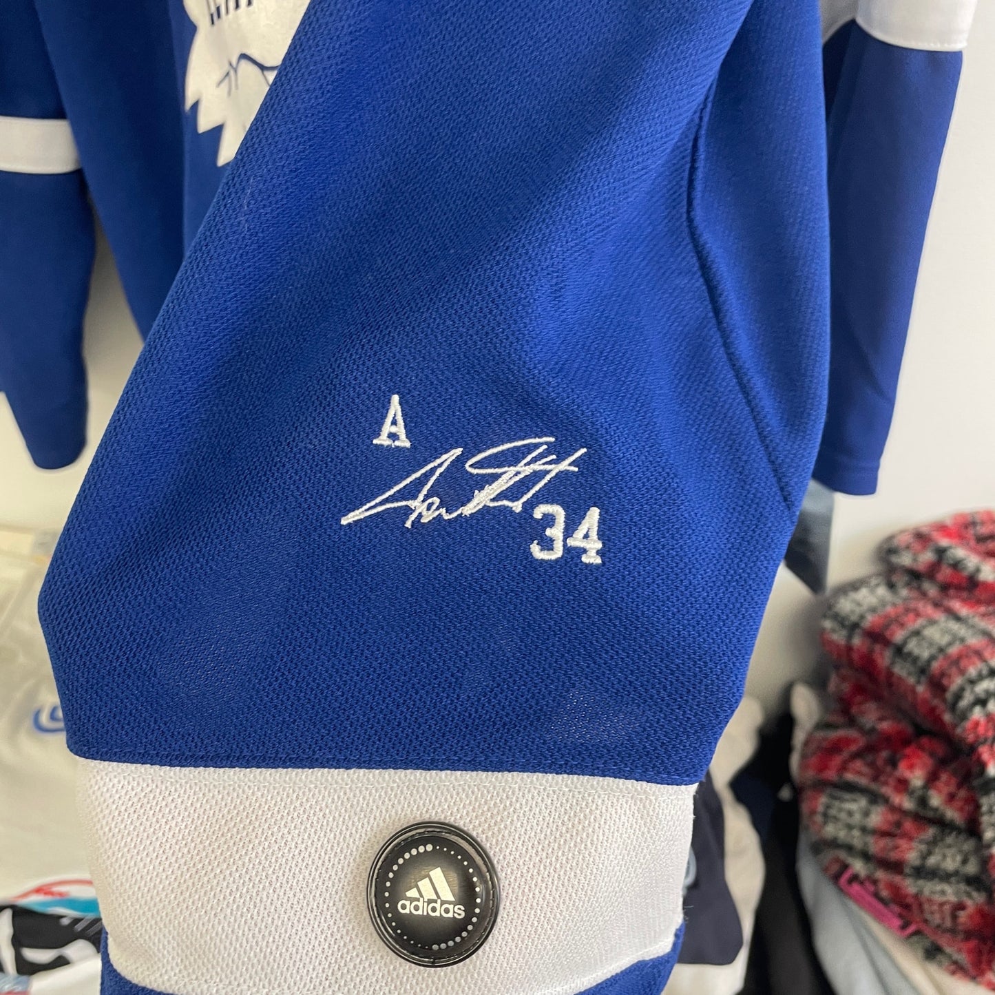 Toronto Maple Leafs Mathews Jersey adidas NWT 54