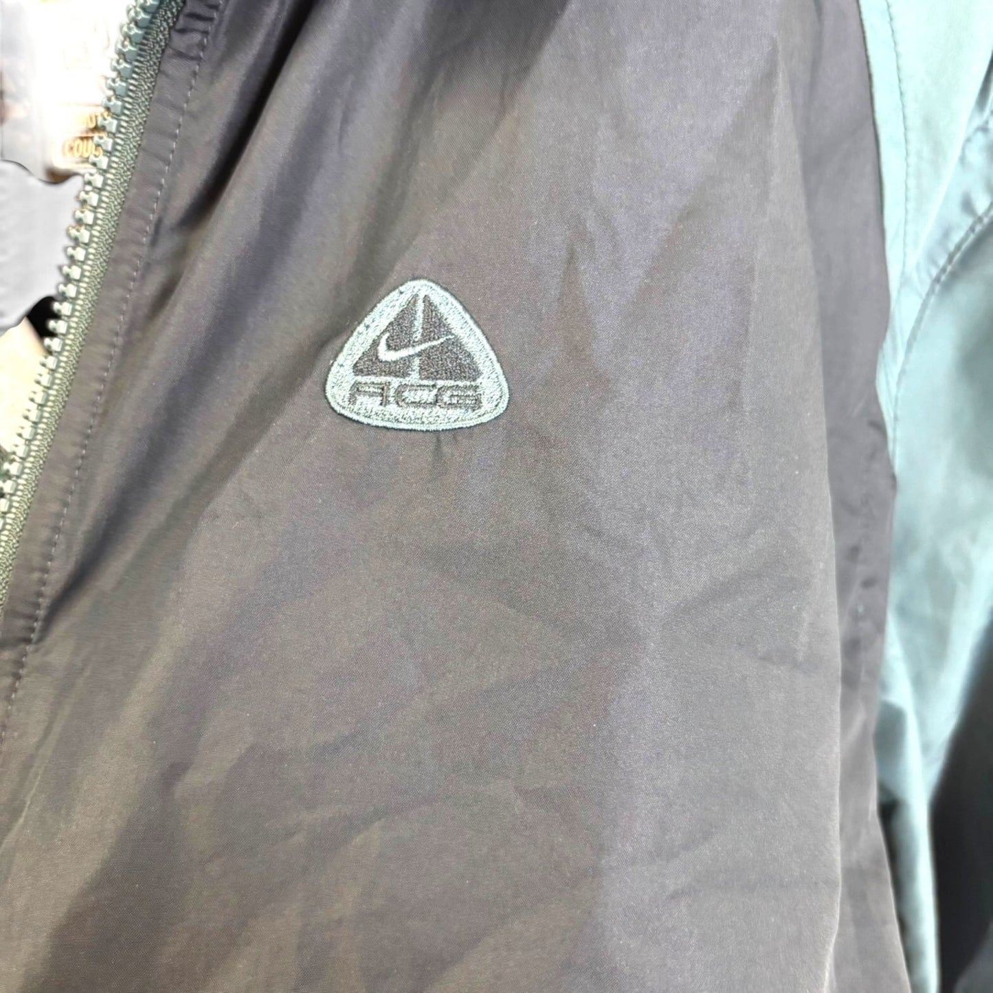 ACG Nike 2 Way Windbreaker Jacket L