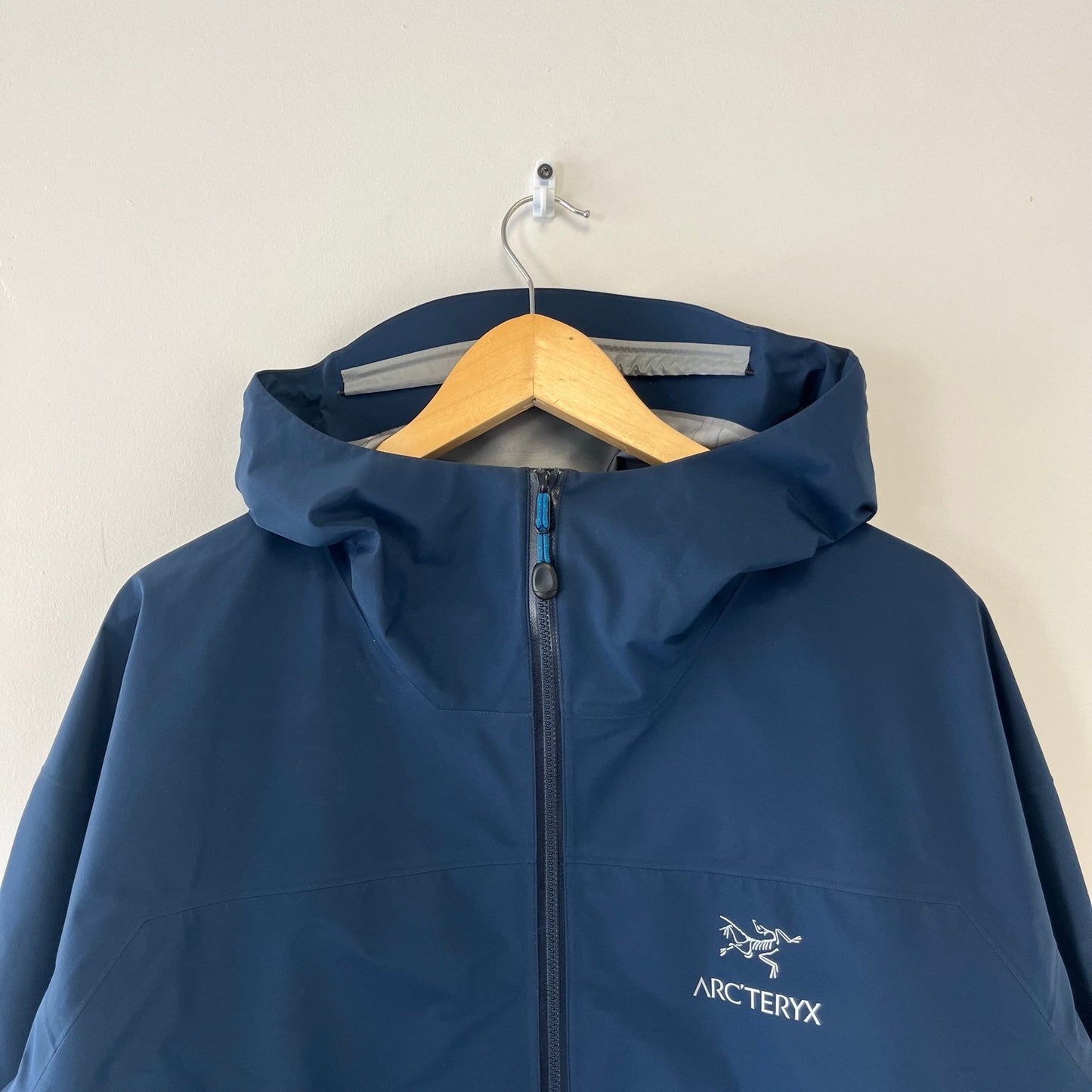 Arcteryx Zeta LT blue goretex windbreaker jacket XXL