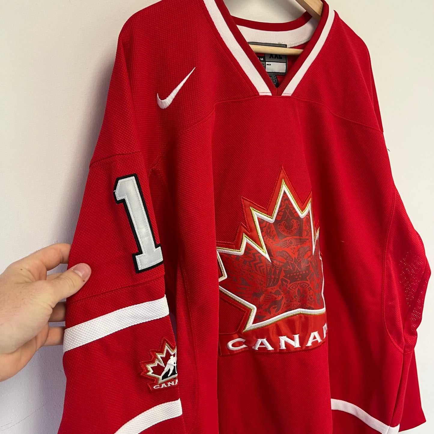 Nike Team Canada 2010 Vancouver Olympics Luongo Jersey XXL