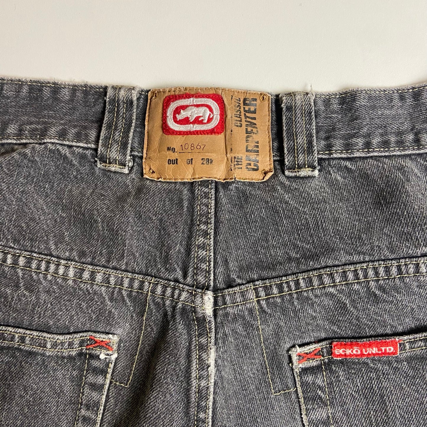 Y2K Ecko baggy cargo washed denim 36