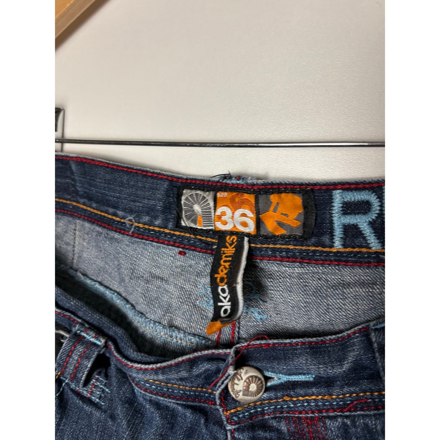 Vintage y2k akademiks pocket embroidery jean shorts 36