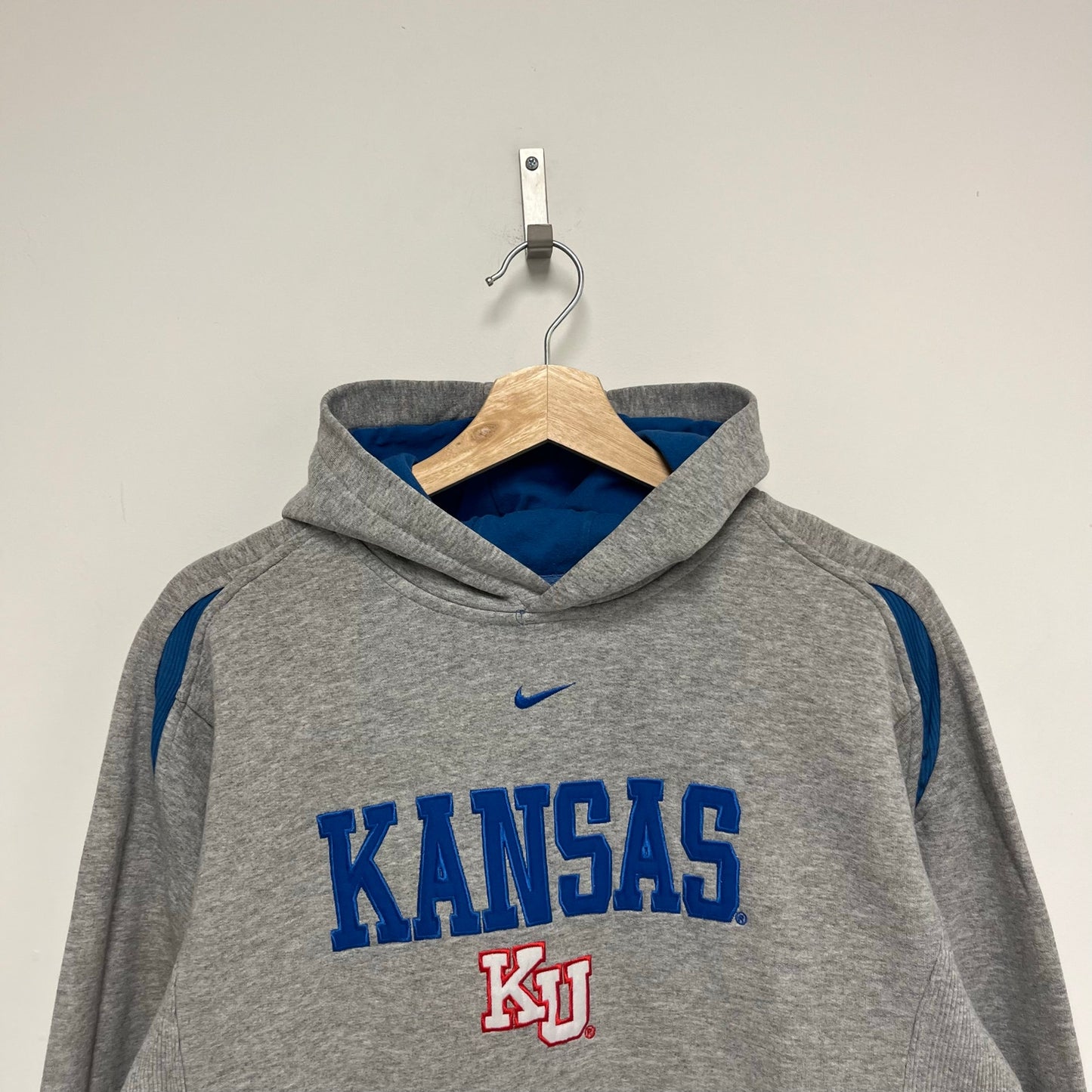Vintage Nike Center Swoosh Kansas Sweater L
