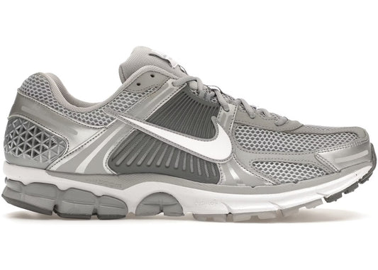 Nike Vomero Cool Grey Size: 8.5, 9, 9.5, 10, 10.5, 12