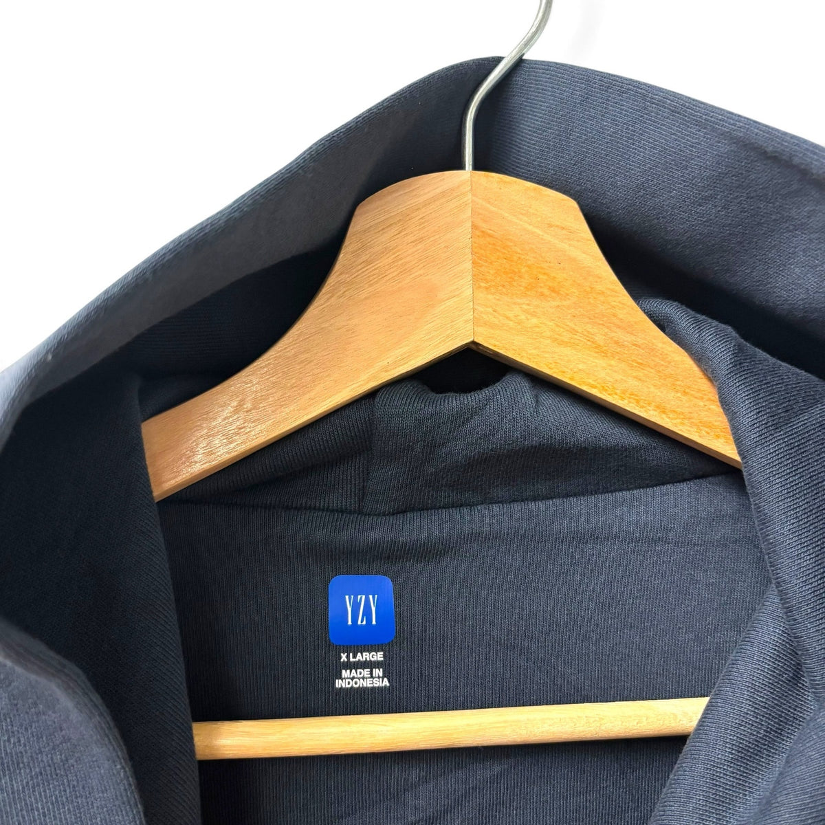YZY Gap Zip Up Sweater Brand New XL