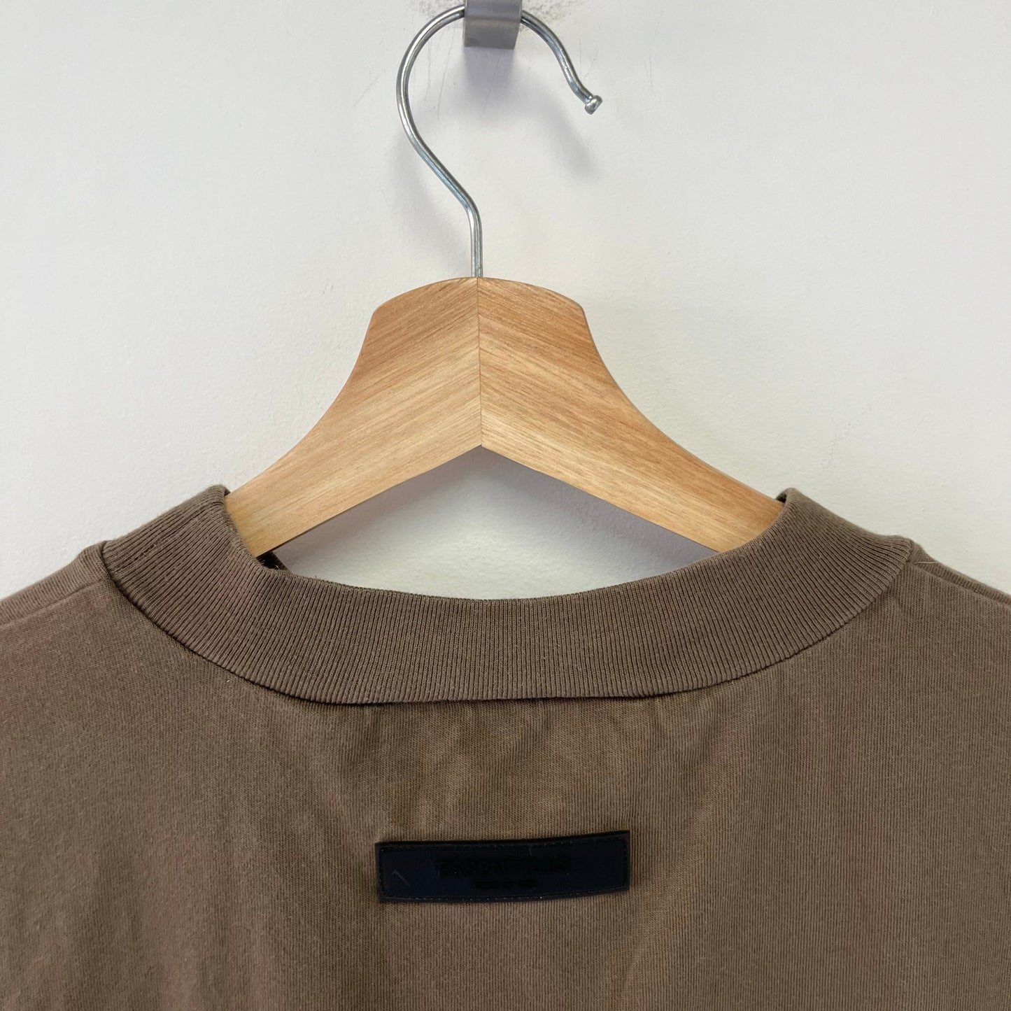 Essentials fear of god spellout t shirt XS