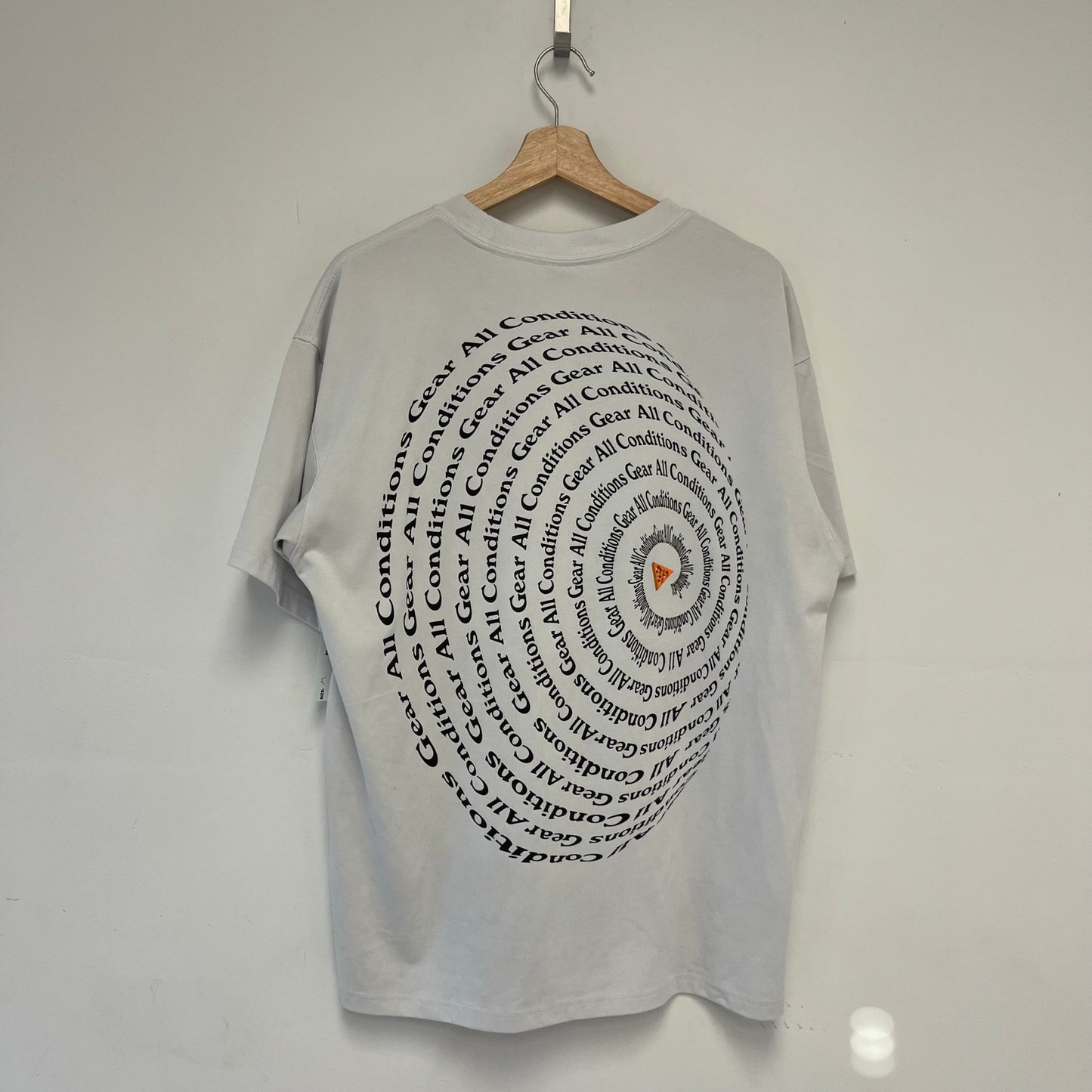 Nike ACG Graphic Spell out Shirt M