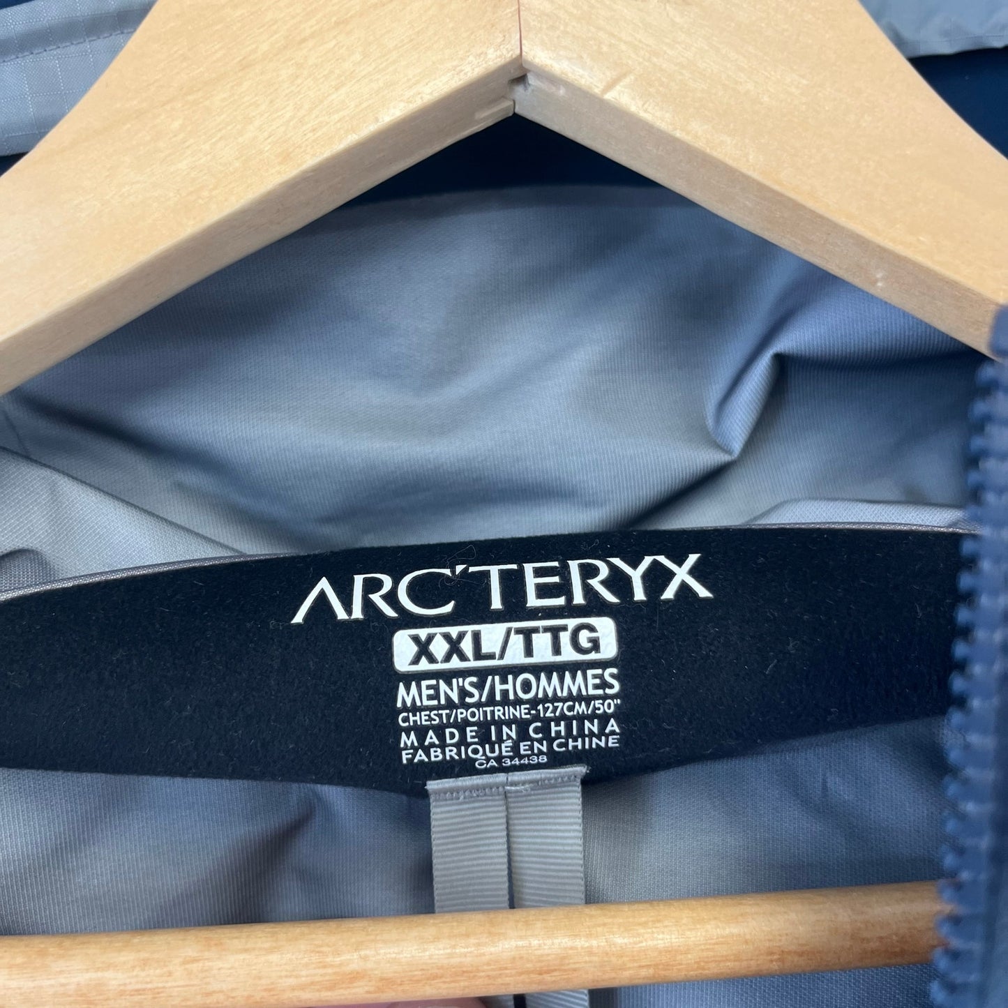 Arcteryx Zeta LT blue goretex windbreaker jacket XXL