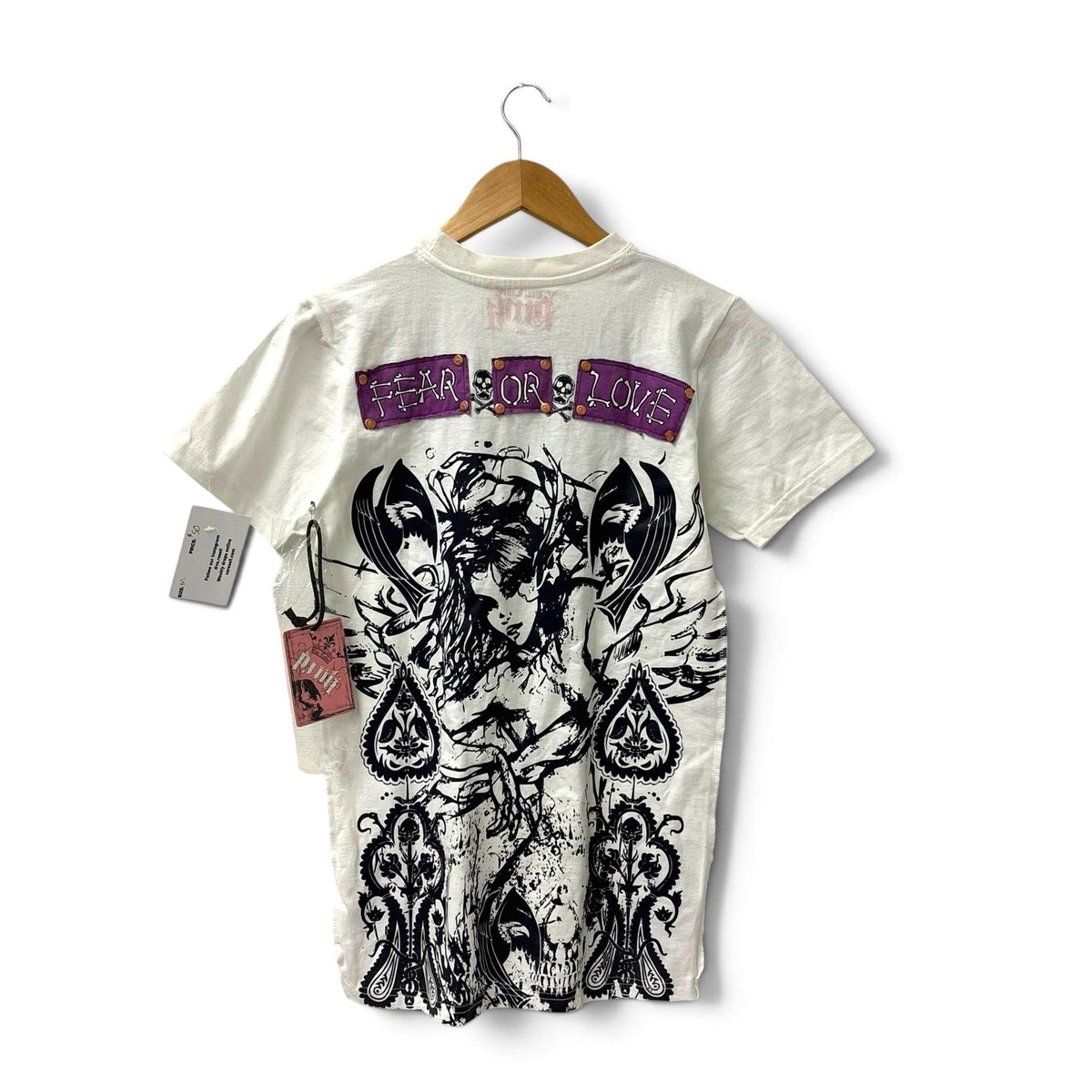 New Vintage Black Label Women's Graphic Shirt M