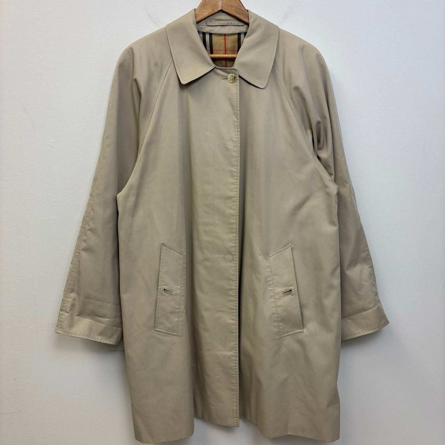 Burberry vintage trench coat jacket L
