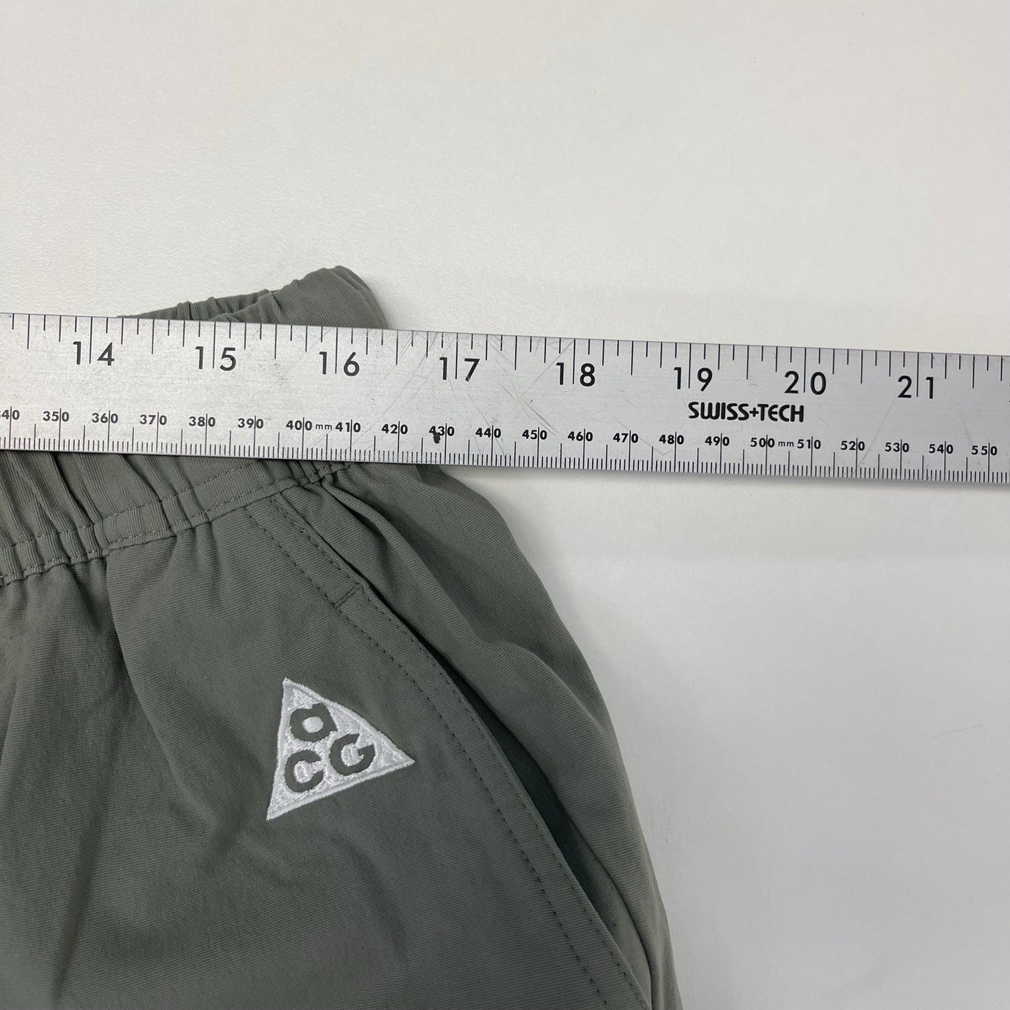 Nike ACG Hiking Pants Dark Stucco L