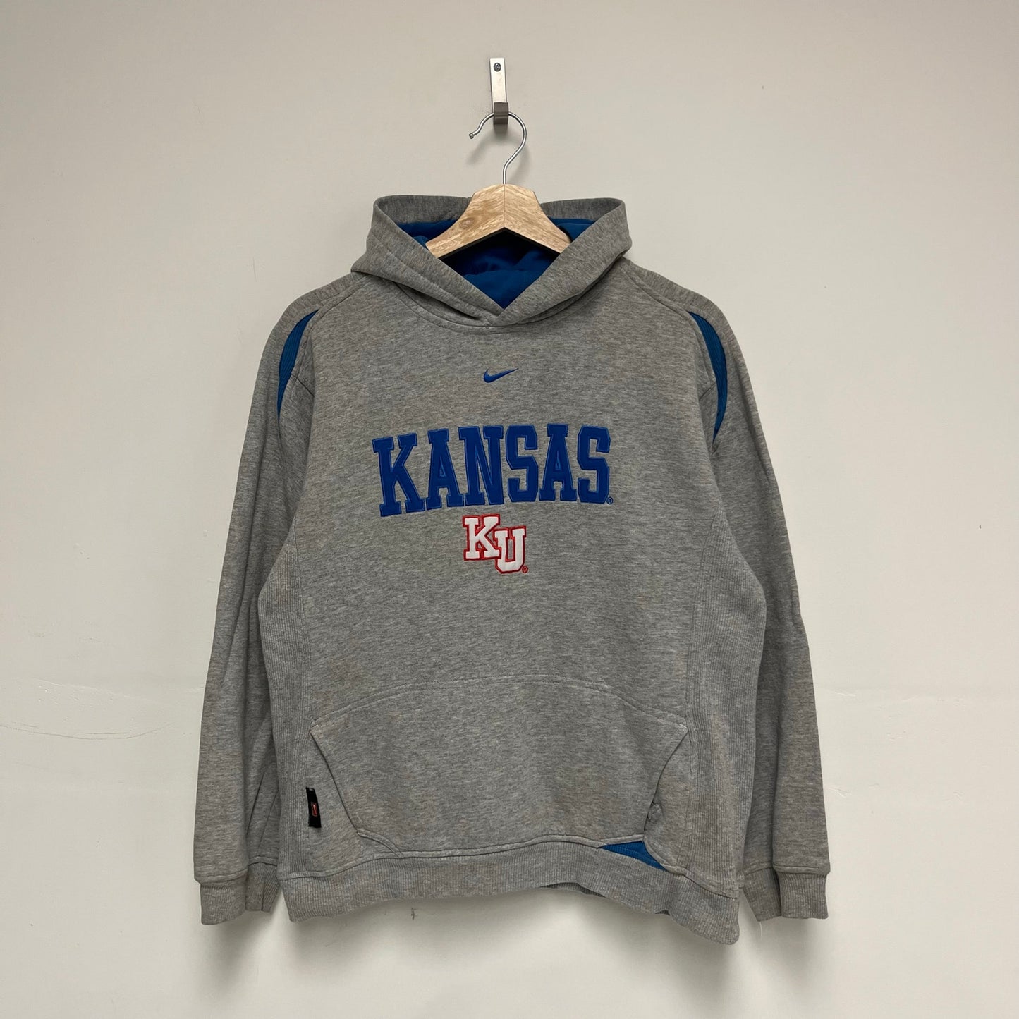 Vintage Nike Center Swoosh Kansas Sweater L