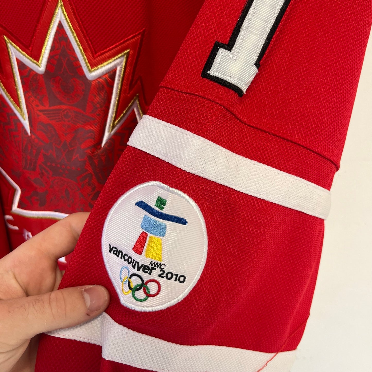 Nike Team Canada 2010 Vancouver Olympics Luongo Jersey XXL