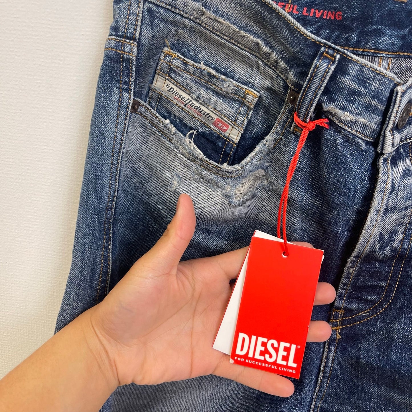 Diesel 2020 d viker darkwash jeans 34 NWT