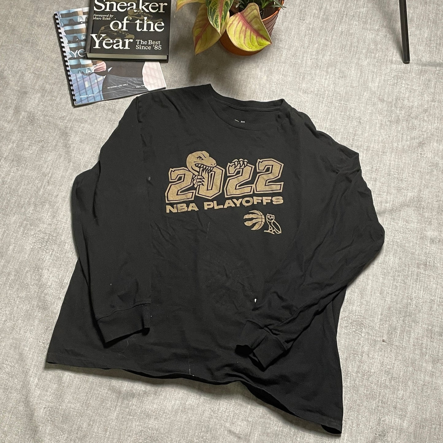 Ovo raptors 2022 playoffs shirt XL