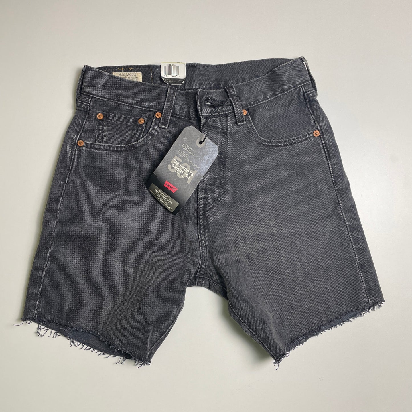 Levi’s 501 cut off jorts NWT 28